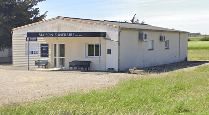 Photographie de la Pompes Funèbres Maison Augeron - Tradition Funéraire de Saint-Jean-de-Sauves