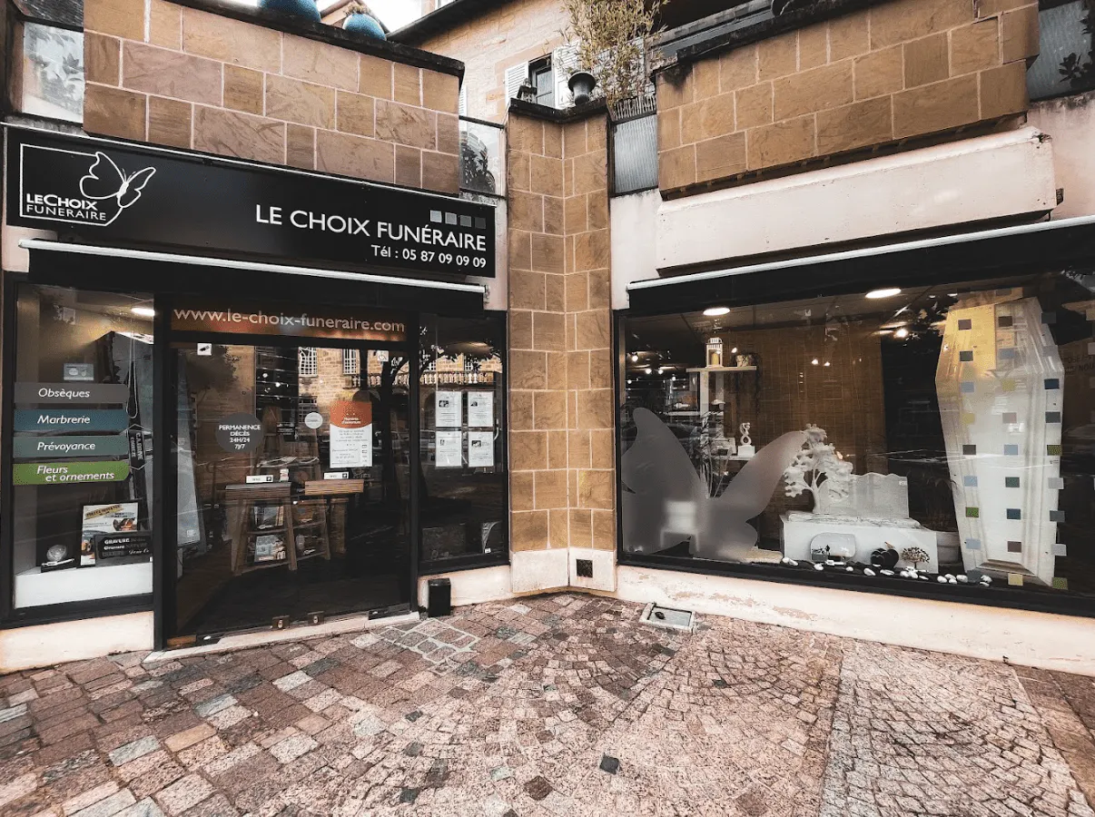 Pompes funèbres Dampniat (19) | Prix moyen 2 528€ | Devis comparatif