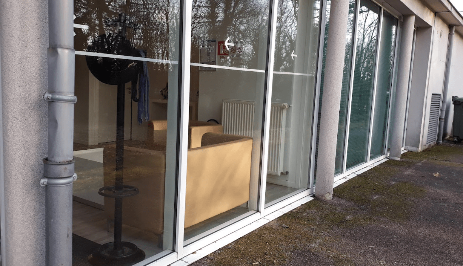 `photo de l'établissement de ${name}`