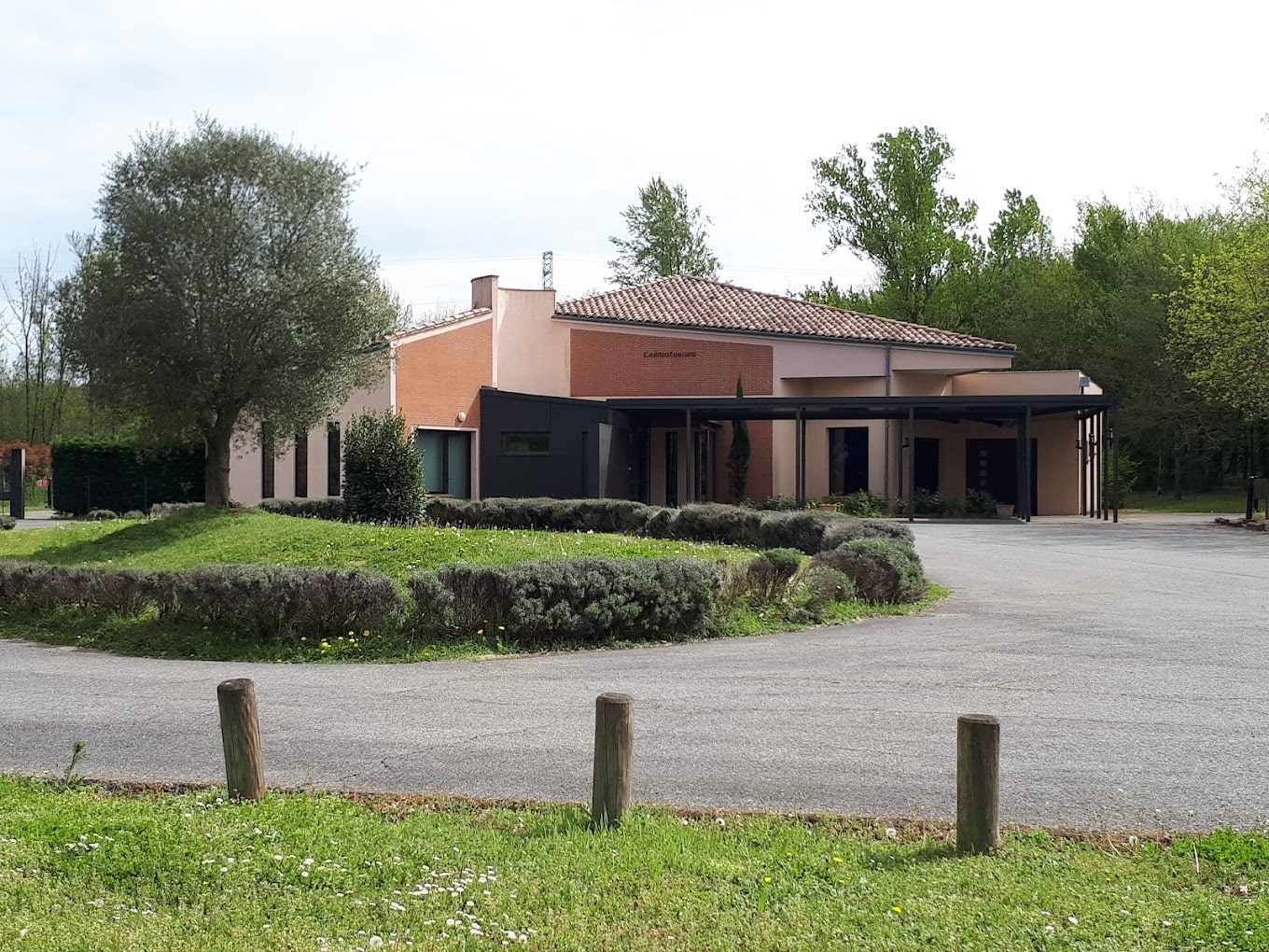 `photo de l'établissement de ${name}`