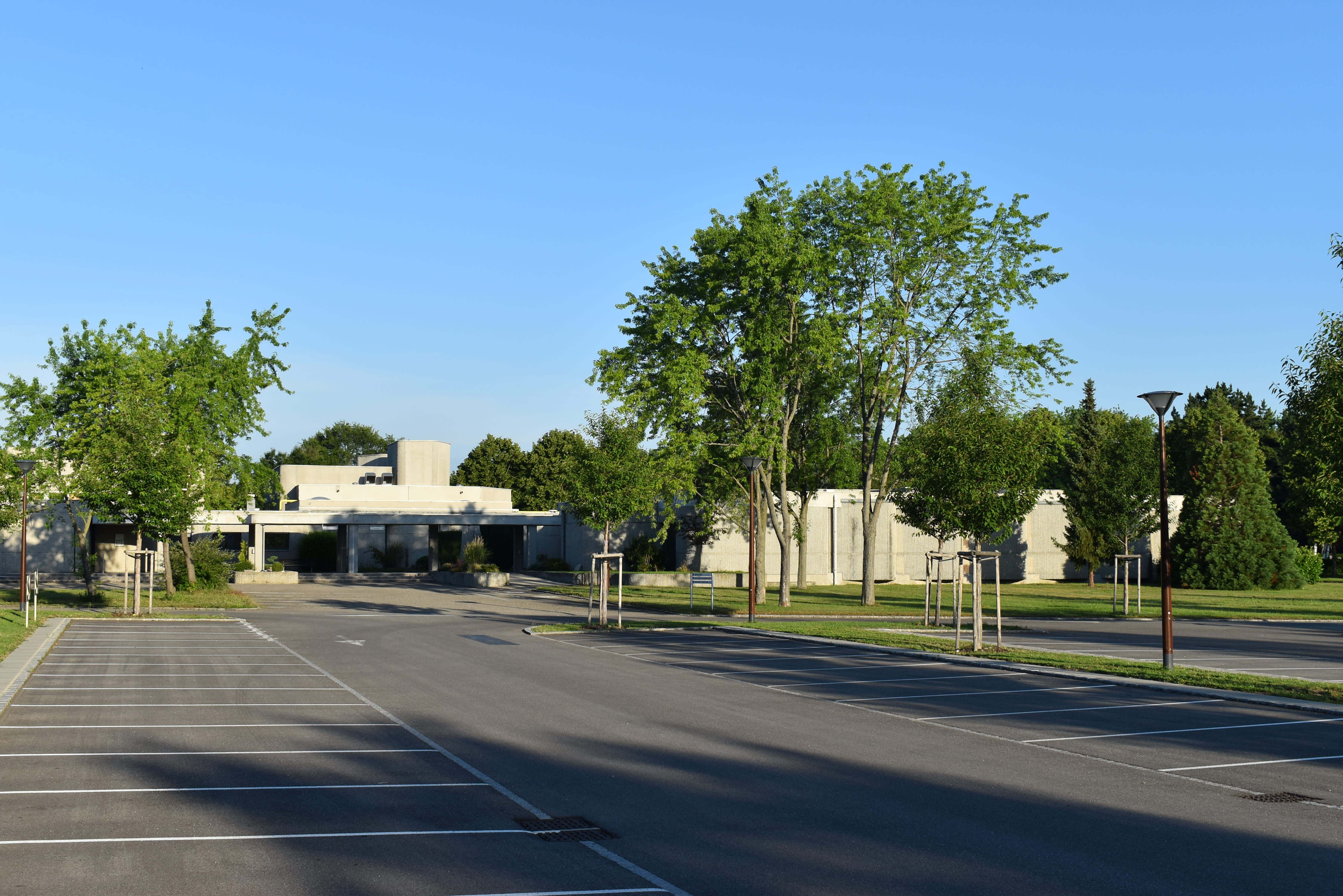 `photo de l'établissement de ${name}`