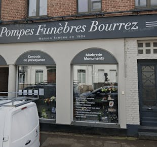 `photo de l'établissement de ${name}`