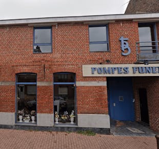 `photo de l'établissement de ${name}`