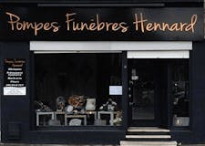 Devanture de Pompes Funèbres Hennard