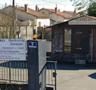 `photo de l'établissement de ${name}`