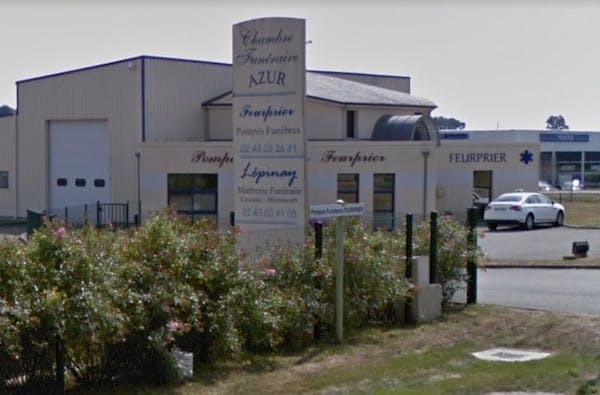 Photographie de la Pompes Funèbres Feurprier de Villaines-la-Juhel