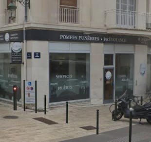 `photo de l'établissement de ${name}`
