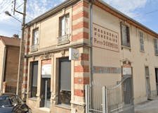 Devanture de Pompes Funèbres Marbrerie Dormeux