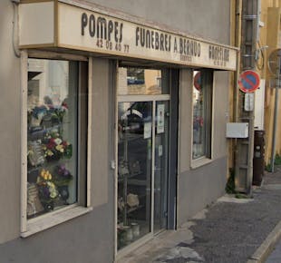 `photo de l'établissement de ${name}`