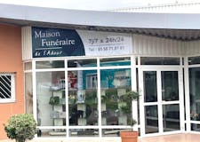 Devanture de Maison Funéraire de L'Adour Pompes funèbres Tocanier