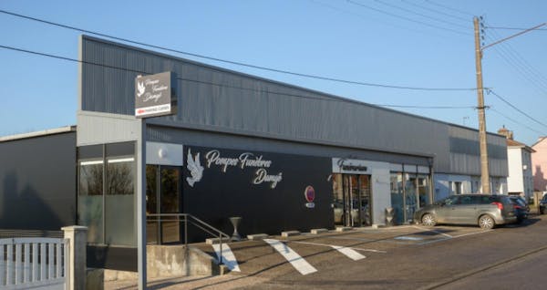 Photographie Pompes Funèbres Damgé de Briey