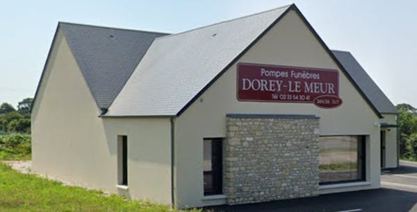 Photographie de la Pompes Funèbres Dorey-Le Meur de la ville de Saint-Pierre-Église