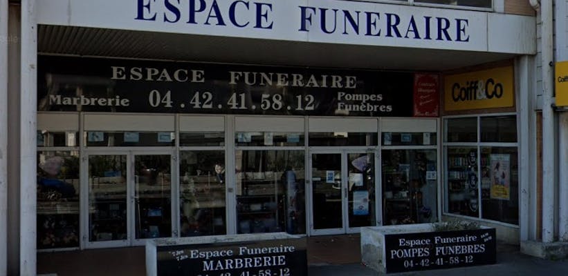 Espace Funéraire à Vitrolles