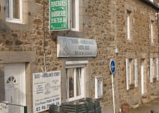 Devanture de Pompes Funèbres Robert Denis l'Arvoir
