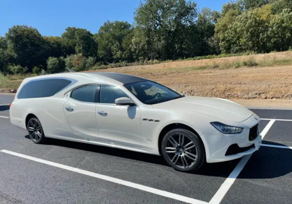 Photographies de KUZMA FUNERAIRE à D'Huison-Longueville