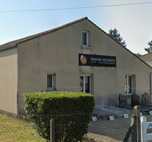 `photo de l'établissement de ${name}`