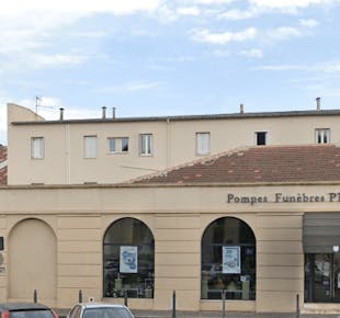 `photo de l'établissement de ${name}`
