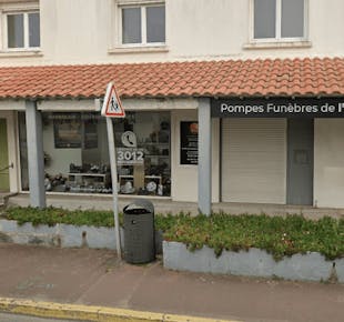 `photo de l'établissement de ${name}`