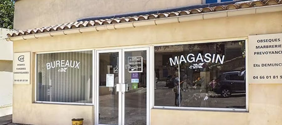 photo de l'agence Pompes Funèbres et Marbrerie Camarguaise - Dignité Funéraire