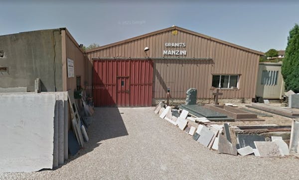 Photographie Marbrerie MANZINI de Bourbon-Lancy