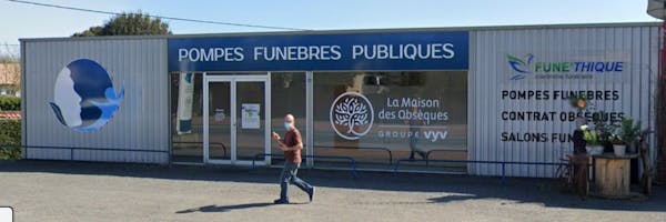 Photographie de La Pompes Funèbres Publiques de Pont-l'Abbé-d'Arnoult
