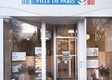 Devanture de Services Funéraires-Ville de Paris
