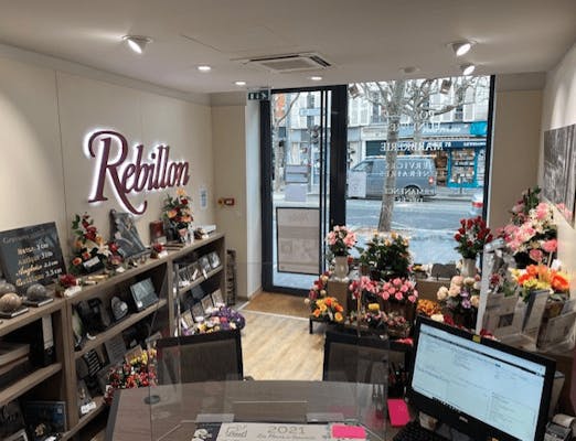 Photographie de Pompes Funèbres Marbrerie Rebillon de Vincennes