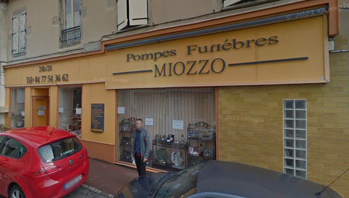 Photographie de la Pompes Funèbres Miozzo de Chazelles-sur-Lyon
