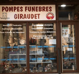 `photo de l'établissement de ${name}`