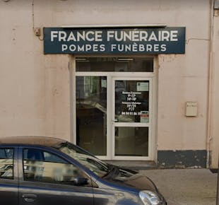 `photo de l'établissement de ${name}`
