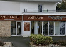 Devanture de Pompes Funèbres Marbrerie Saint-Joseph