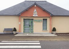 Devanture de Pompes Funèbres Ménager