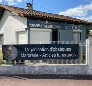 `photo de l'établissement de ${name}`