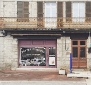 `photo de l'établissement de ${name}`