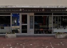 Devanture de Pompes Funèbres Gourgand et Cie