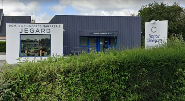 Photographie de Pompes Funèbres - Marbrerie Jegard de Plouguenast