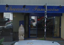Devanture de Pompes Funèbres LIEVRE