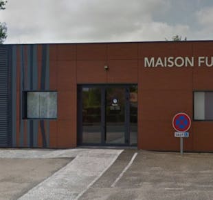 `photo de l'établissement de ${name}`