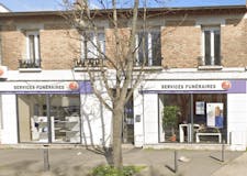 Devanture de Pompes Funèbres Générales