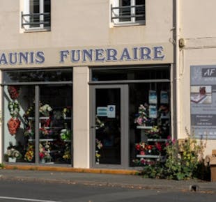 `photo de l'établissement de ${name}`