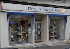 Devanture de Pompes Funèbres Générales