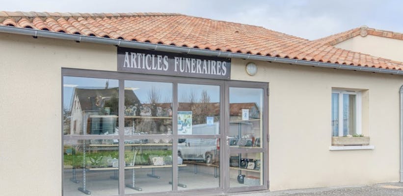 Photographie Pompes Funèbres Alamichel de Lussac-les-Châteaux