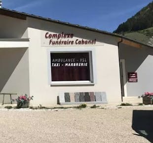 `photo de l'établissement de ${name}`