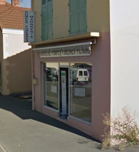 Photographie Pompes Funèbres et Marbrerie Pichard de Digoin