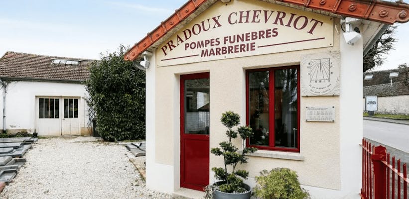 Photographie de La Pompes Funèbres Marbrerie Pradoux-Chevriot