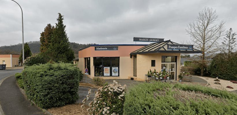 Photographie de Pompes Funèbres et Marbrerie Maison Jaubert - Dignité Funéraire