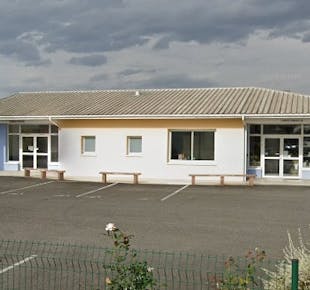 `photo de l'établissement de ${name}`