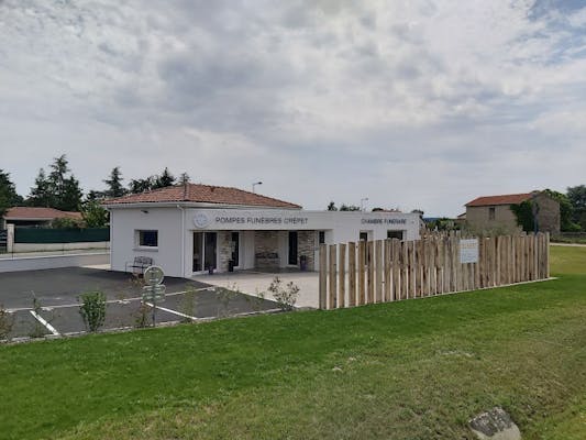 Photographie de la Pompes Funèbres et Marbrerie CRÉPET de Sainte-Agathe-la-Bouteresse
