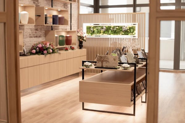 Photographie de La Pompes Funèbres Tarnaud - Philae Services Funéraires de Genas
