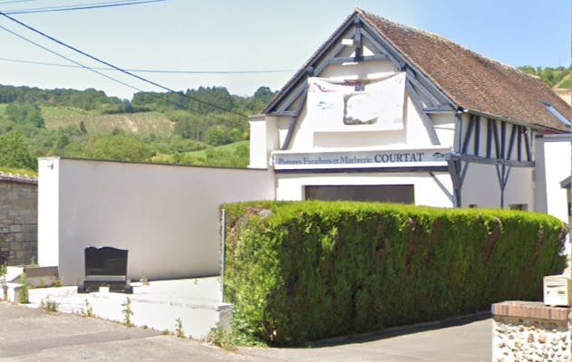 Photographie Pompes Funèbres et Marbrerie Courtat de Joigny